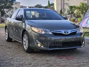 Toyota Camry LE 4dr Sedan (2.5L 4cyl 6A) 2013 Green