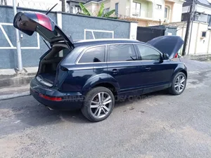 Audi Q7 3.6 2008 Blue