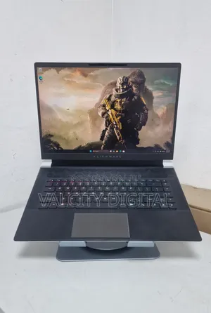 Laptop Alienware X16 r1 16GB Intel Core i7 SSD 1T