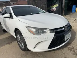 Toyota Camry 2016 White