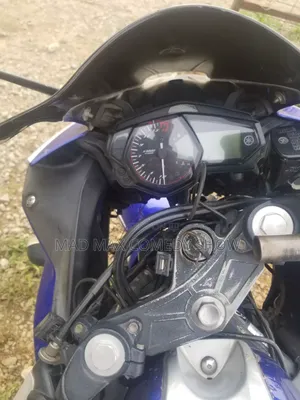 Yamaha YZF-R 2023 Blue