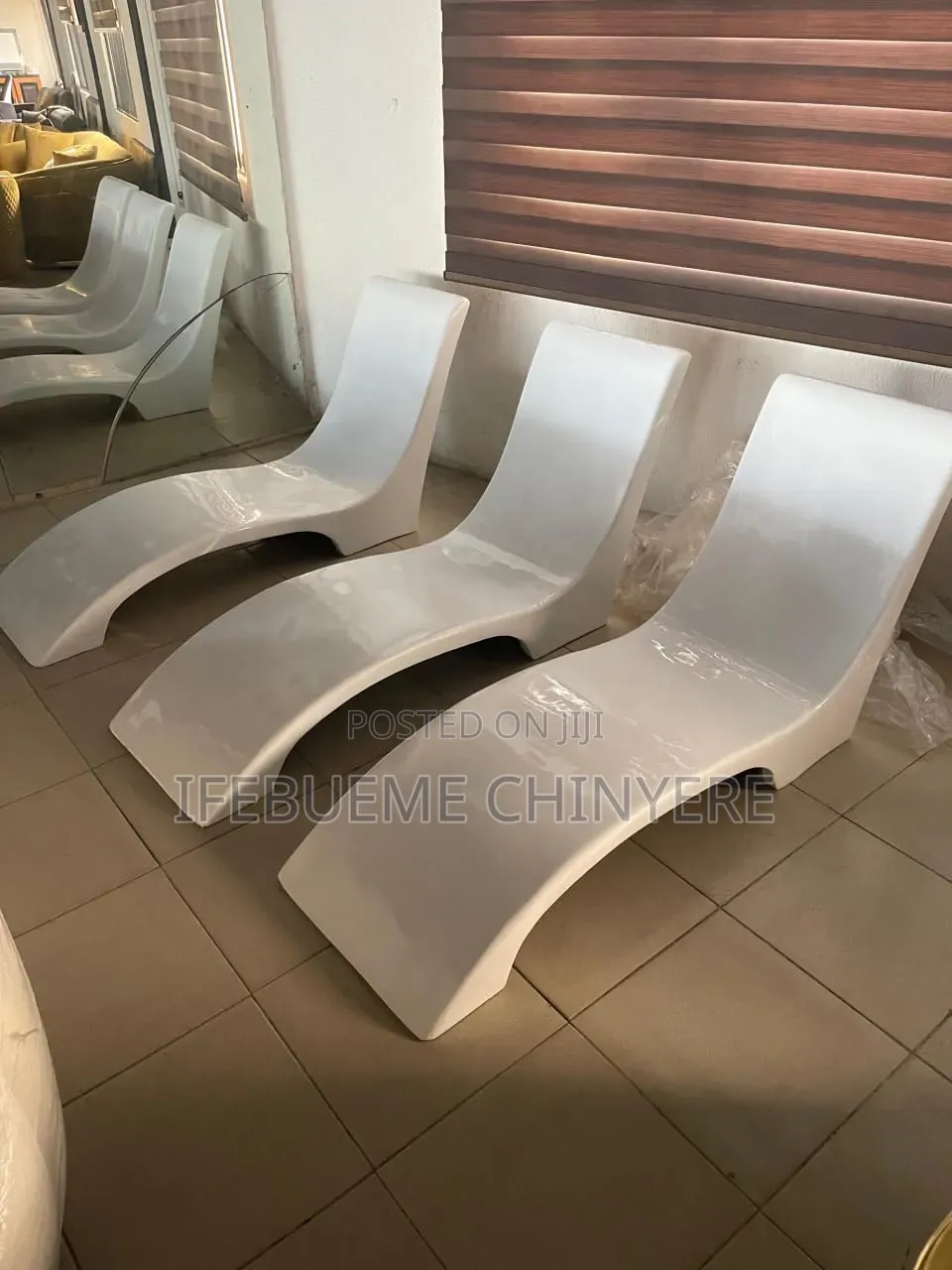 Very Strong Pool Side Bed