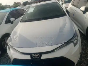 Toyota Corolla 2022 White