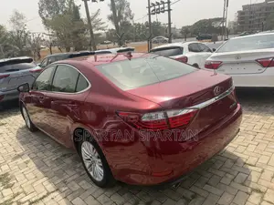 Lexus ES 2013 Red