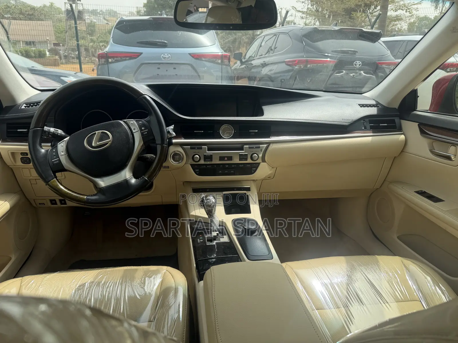 Lexus ES 2013 Red
