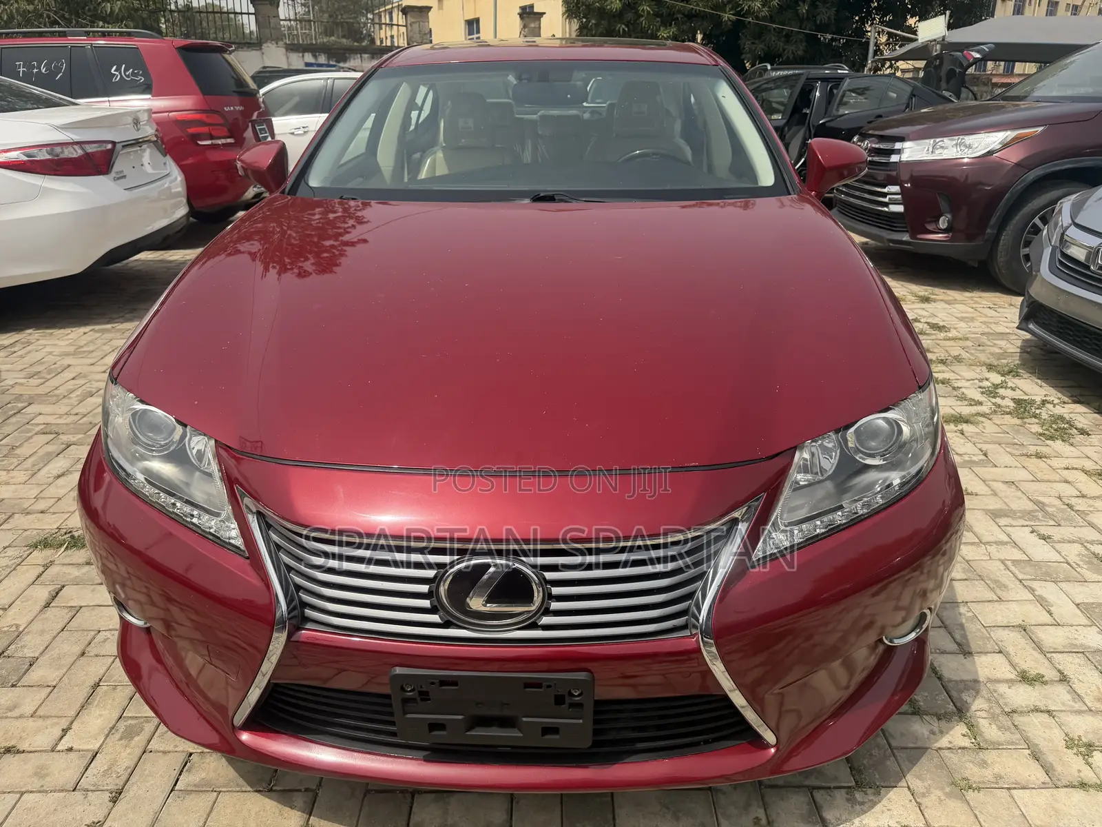 Lexus ES 2013 Red
