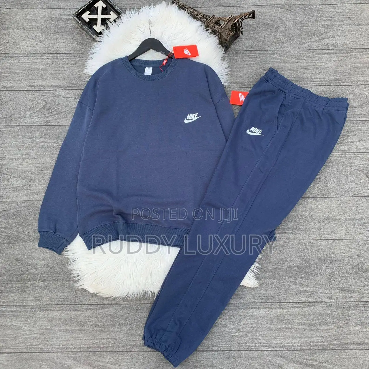 High Quality Nike Up and Down