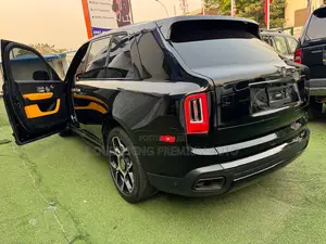 New Rolls-Royce Cullinan Black Badge Sport Utility 2023 Black