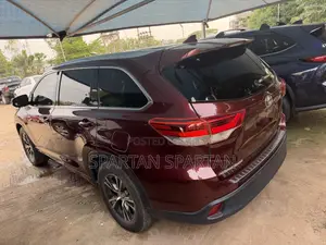 Toyota Highlander 2016 Maroon