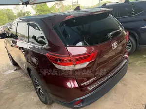 Toyota Highlander 2016 Maroon