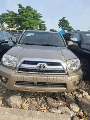 Toyota 4-Runner Limited 2008 Gold