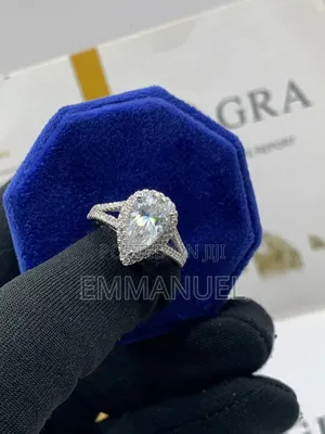 VVS Moissanite Wedding and Engagement Ring