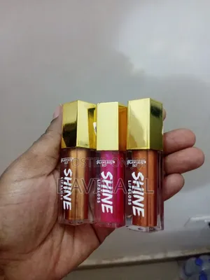 Flawless Ivy Shine Lipgloss