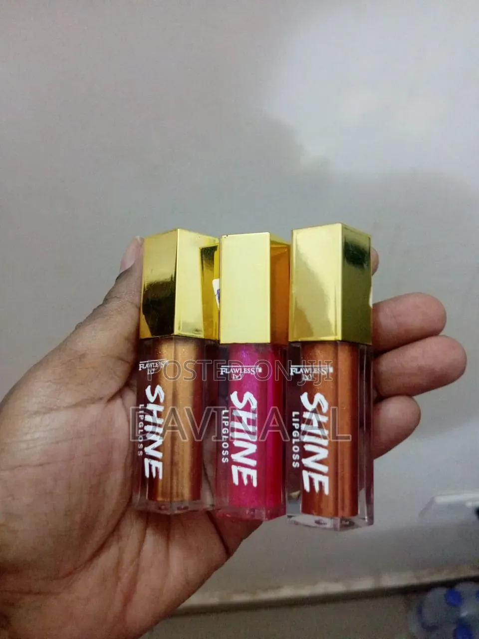 Flawless Ivy Shine Lipgloss