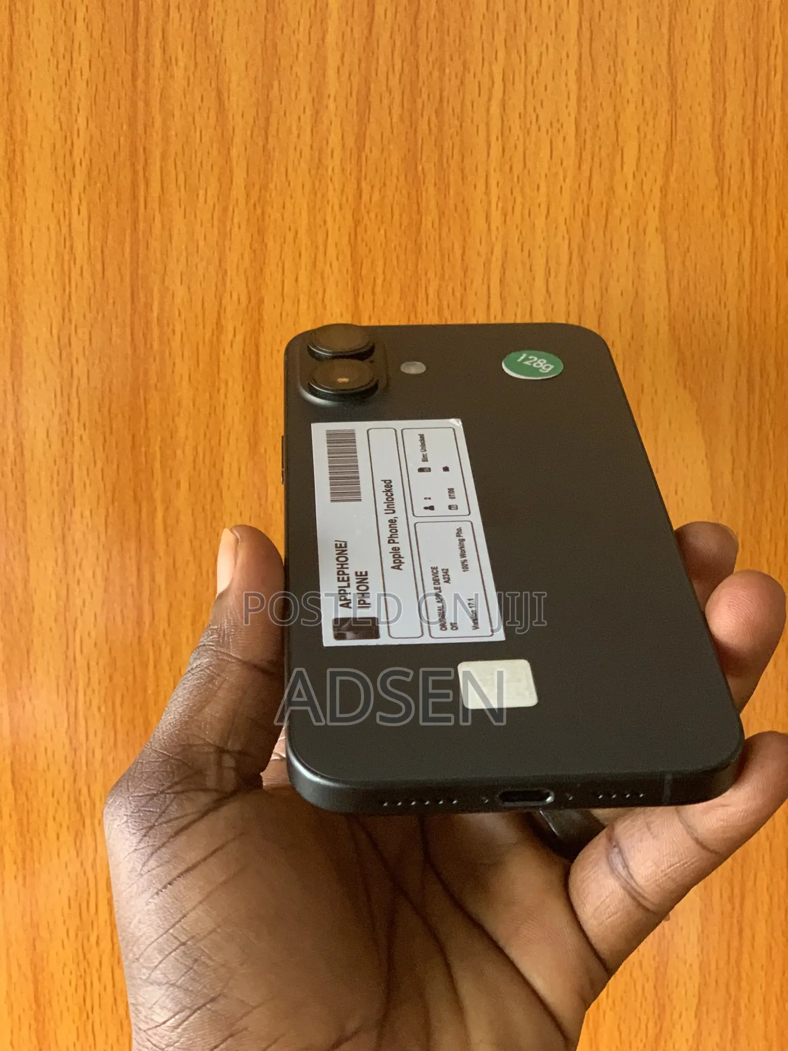 Apple iPhone 16 Plus 128 GB Gray
