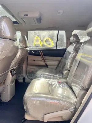 Toyota Highlander Limited 2012 White