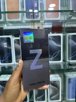 New Samsung Galaxy Z Flip 3 128 GB Black