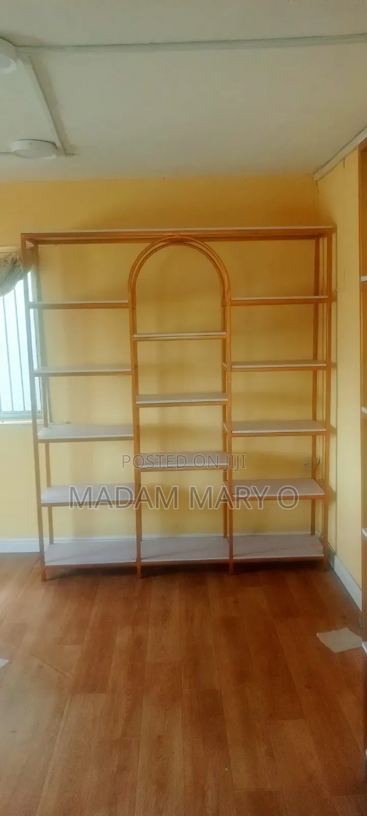 Display Shelf