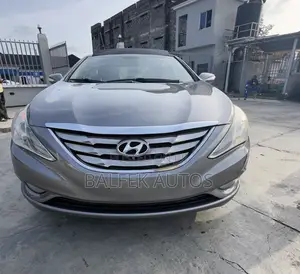 Hyundai Sonata Limited Sedan FWD (2.4L 4cyl 6A) 2013 Gray