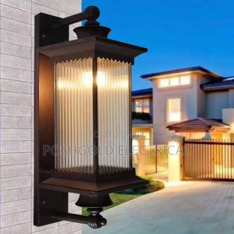 Out Door Wall Lantern Scone
