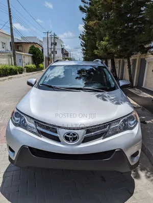 Toyota RAV4 2015 White