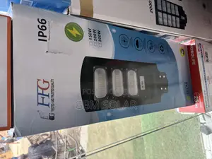 FFG 300w Solar Street Light With a Waterproof Rating of Ip65/Ip66