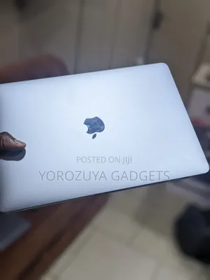 Laptop Apple MacBook Pro 2020 16GB Apple M1 SSD 512GB