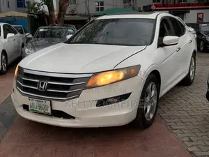 Honda Crosstour 2010 White