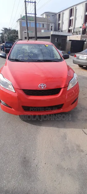 Toyota Matrix S Hatchback FWD (2.4L 4cyl 5A) 2009 Red
