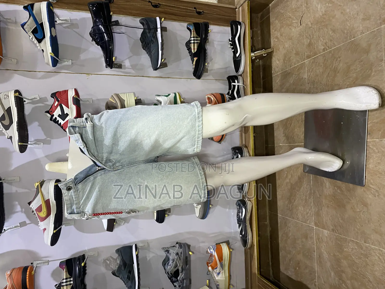 Clean Short Jeans for Men 