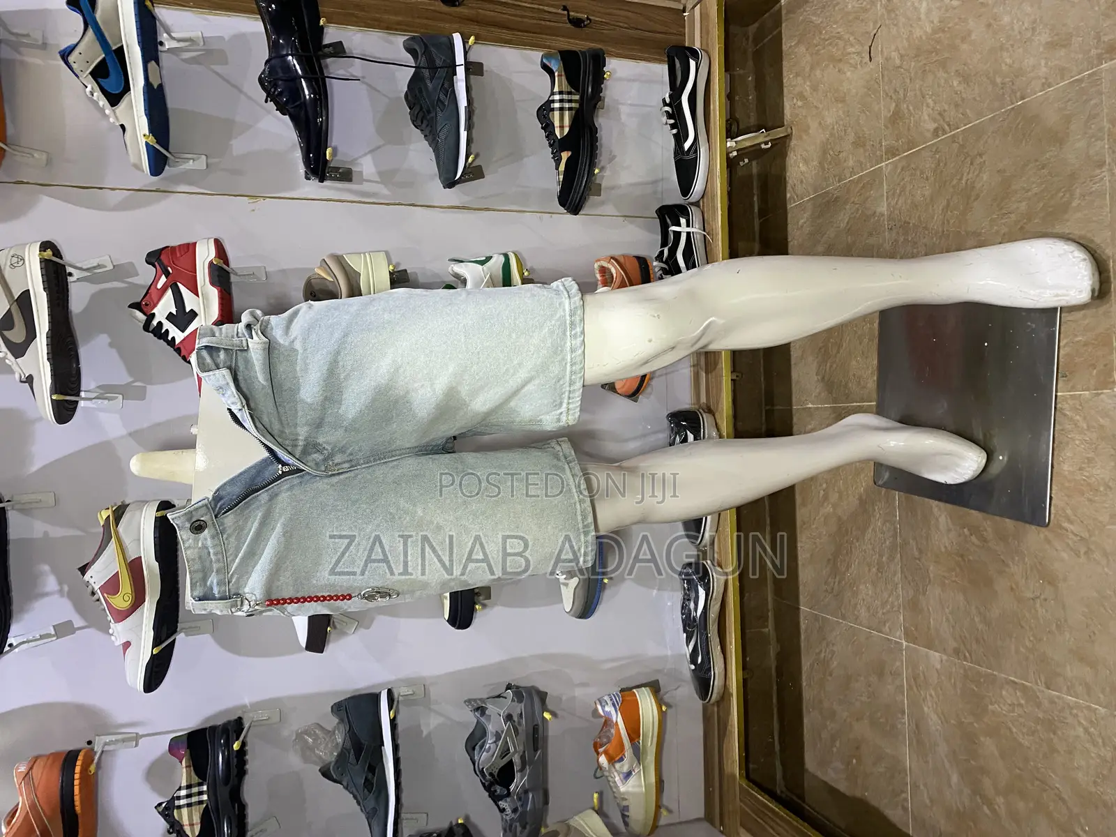 Clean Short Jeans for Men 