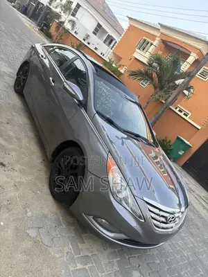 Hyundai Sonata Limited Sedan FWD (2.4L 4cyl 6A) 2013 Gray