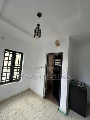 1bdrm Apartment in Orchid Road, Lekki Expressway for rent