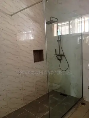 5bdrm Duplex in Guzape District for rent