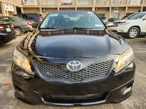 Toyota Camry SE 4dr Sedan (2.5L 4cyl 6A) 2011 Black