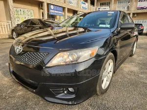 Toyota Camry SE 4dr Sedan (2.5L 4cyl 6A) 2011 Black