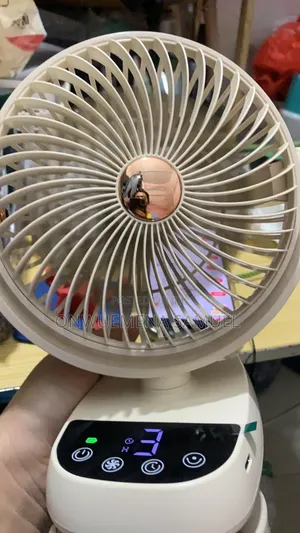 Usb Rechargeable Automatic Rotating Fan