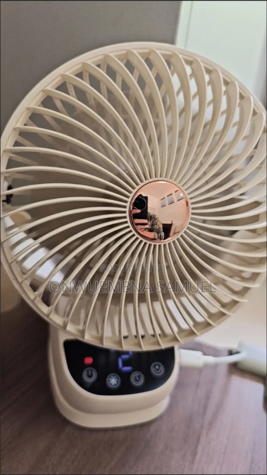 Usb Rechargeable Automatic Rotating Fan