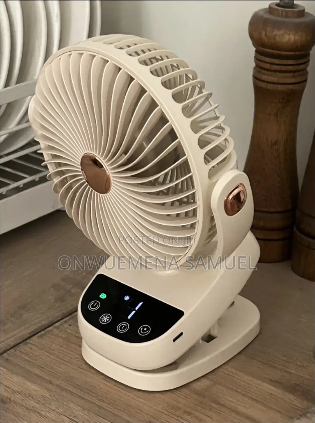 Usb Rechargeable Automatic Rotating Fan