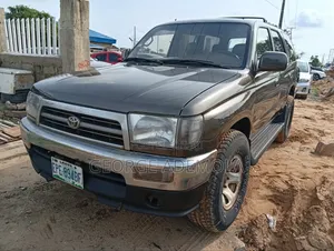 Toyota 4-Runner 2000 Gray