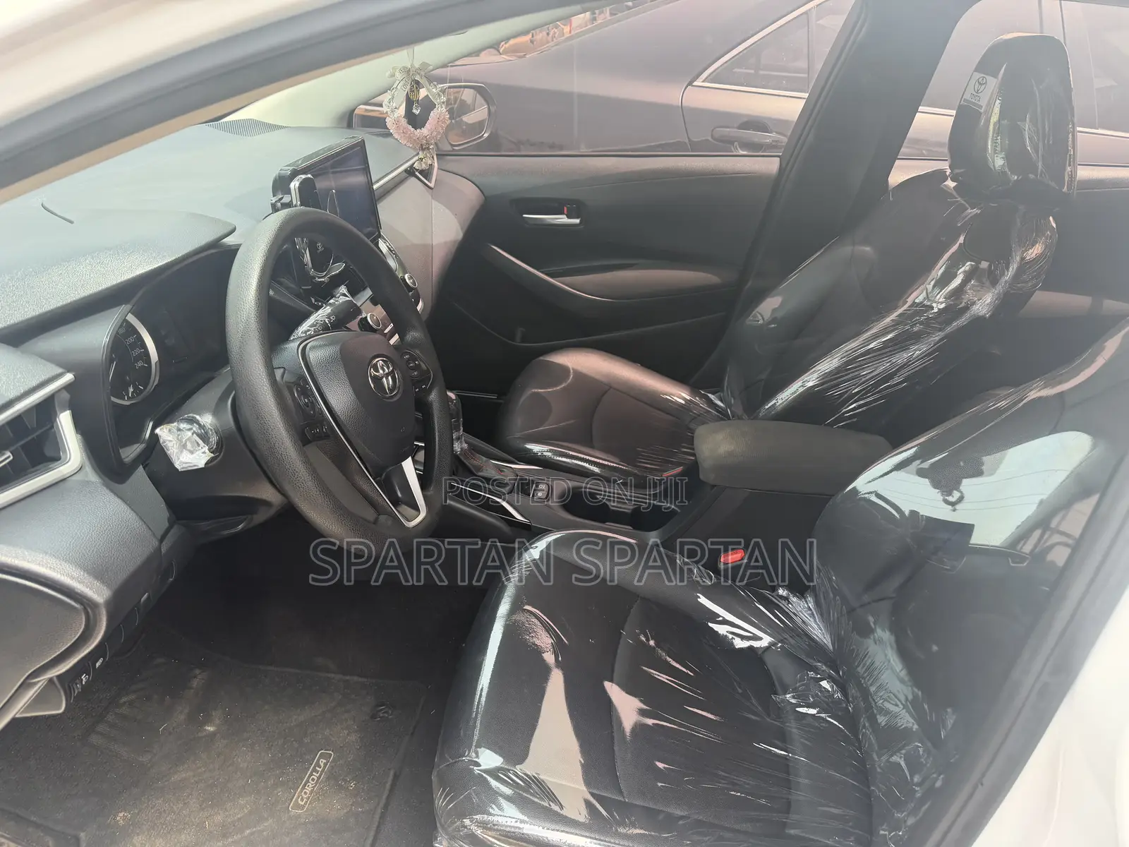 Toyota Corolla 2022 White