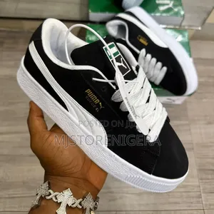 Puma Suede Xl Sneakers in Black , Blue