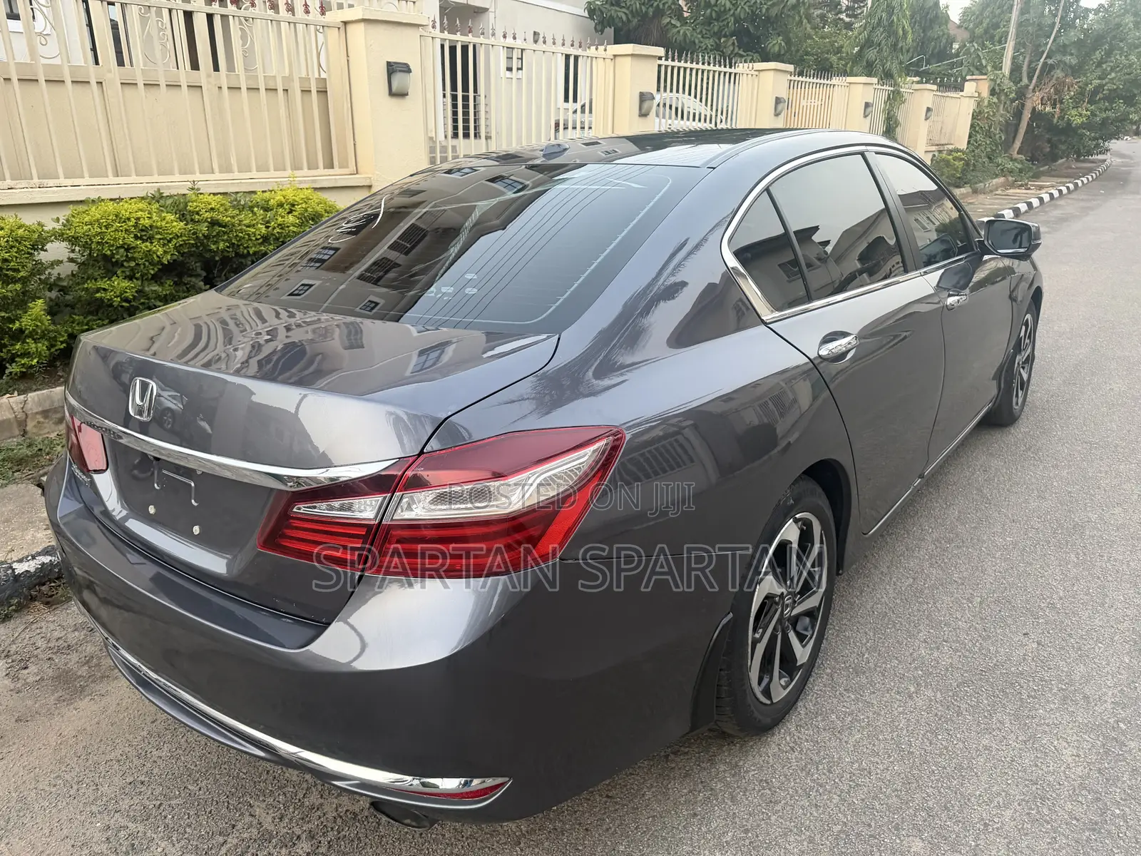 Honda Accord 2016 Gray