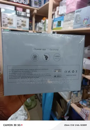 Smart Watch With Speaker and 2 Microphone