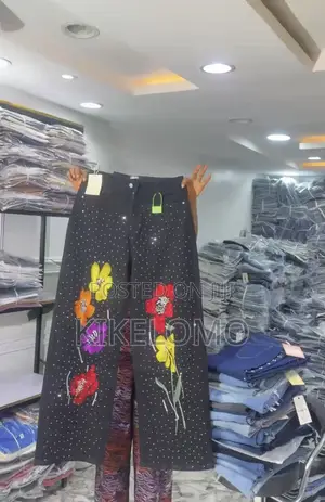Luxury Female Baggy Jeans - Flower Rhinestone Design | New
