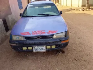 Toyota Corolla 1.6 Station Wagon 1997 Purple