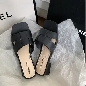 Low Heel Slippers