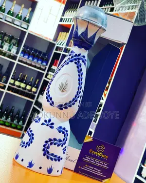 Clase Azul