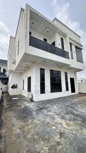 Furnished 5bdrm Duplex in Abrahim Adesanya, Ajah for rent