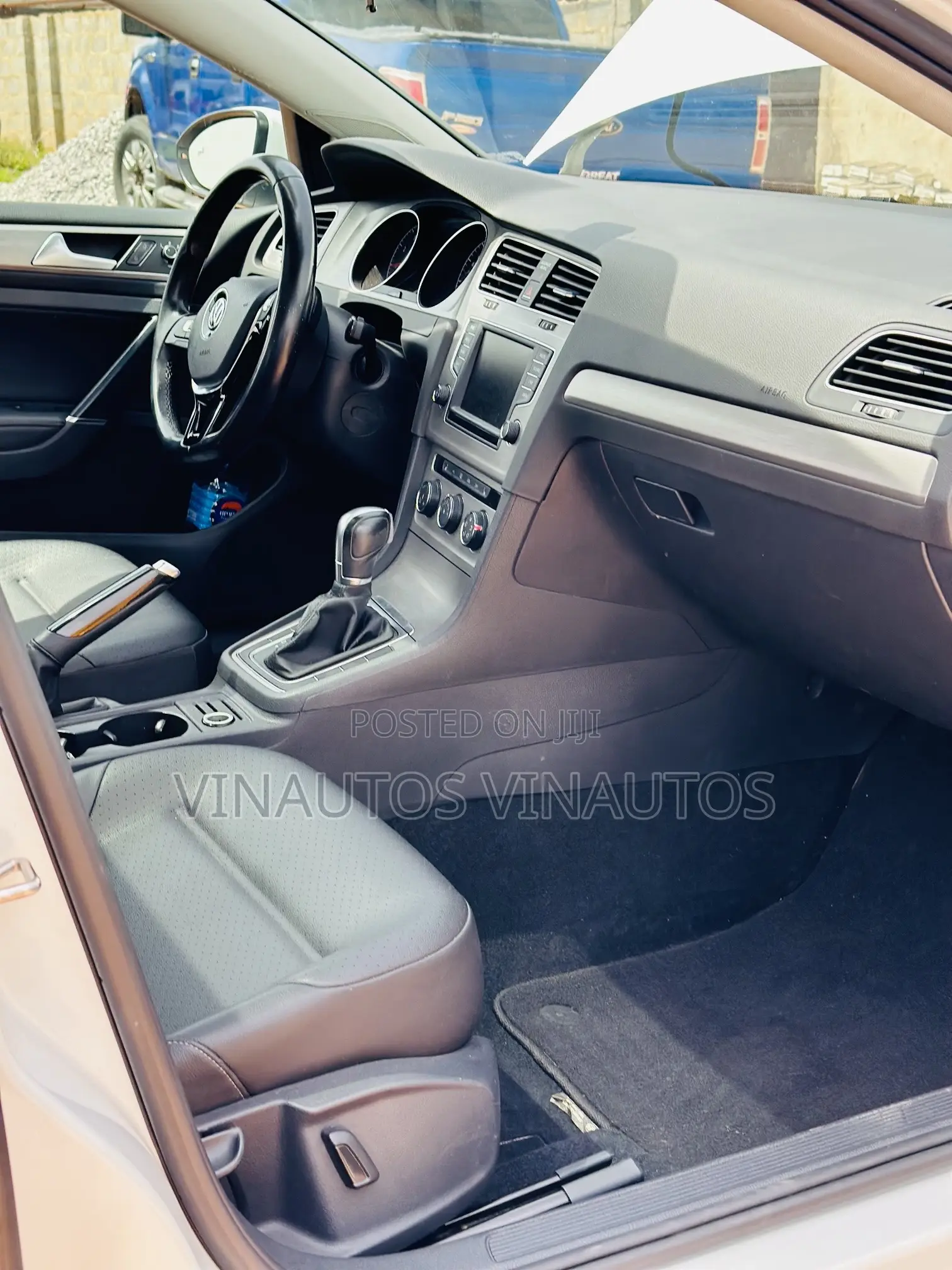 Volkswagen Golf 2018 White
